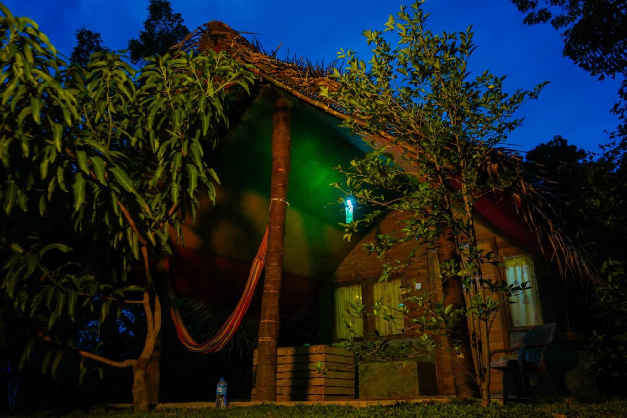 Elephant Lake Villa Sigiriya Exterior photo